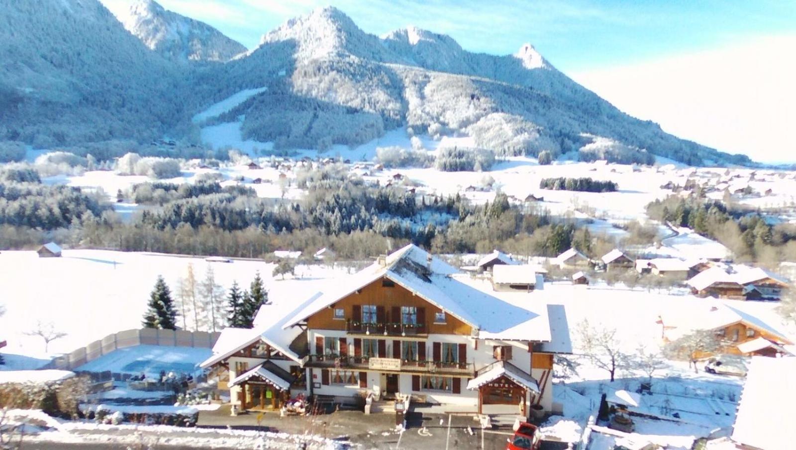 Hotel Plein Soleil Vacheresse Exteriér fotografie