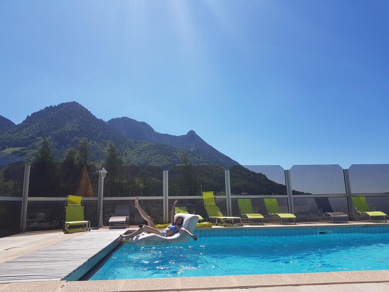 Hotel Plein Soleil Vacheresse Exteriér fotografie